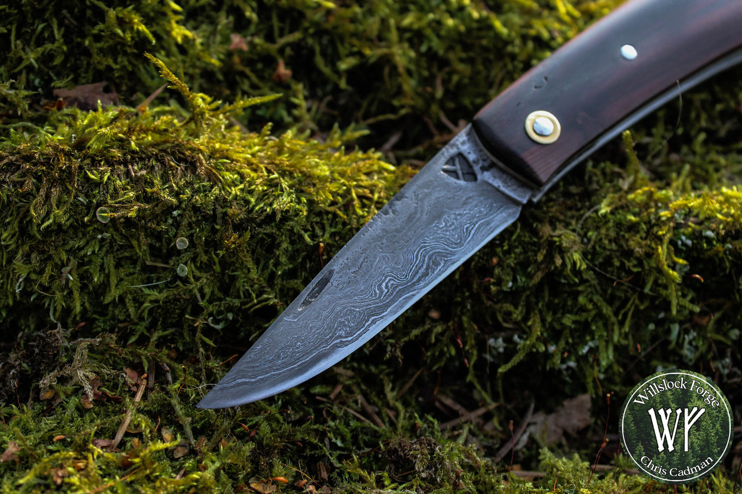 Hand-forged Slipjoint / UK Legal Folding Knife / Pattern-welded blade with Stabilized Bog Yew / UK Legal